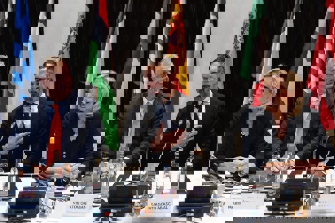 Santiago Abascal junto a Viktor Orbán y Marine Le Pen, este viernes en Madrid. 