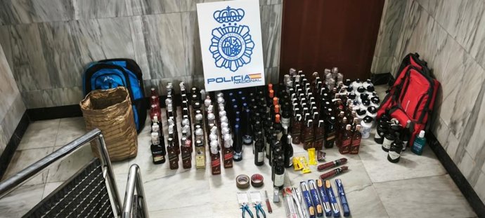 Operación policial con un detenido en Bilbao tras robar bebidas alcohólicas valoradas en más de 4.000 euros.