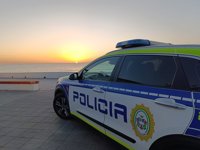 Detenida en Mijas (Málaga) por retener a su hijo en un dormitorio y amenazar de muerte a la familia