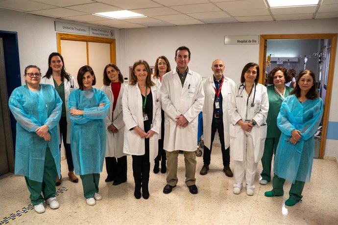 Profesionales del Hospital Virgen de las Nieves de Granada.
