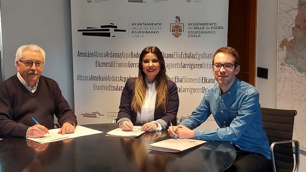 Firma del convenio de colaboración este viernes.