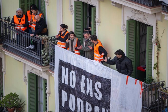 Concentració en contra del desallotjament de la Casa Orsola