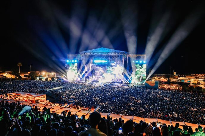 Málaga.- Rosario y La noche es comedia se unen al cartel de Marenostrum Fuengirola