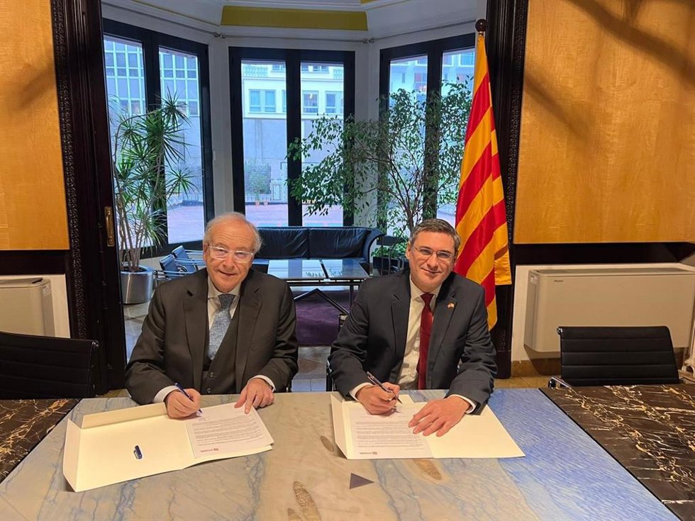 Firma del acuerdo de integración de Jordi Castell a la candidatura a la presidencia del CdRep encabezada por Jordi Domingo