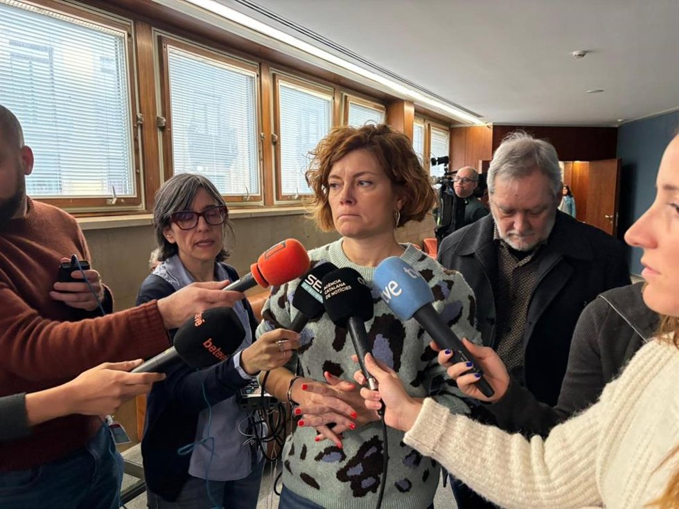 La secretaria general de ERC y líder del partido en el Ayuntamiento de Barcelona, Elisenda Alamany, en declaraciones a periodistas