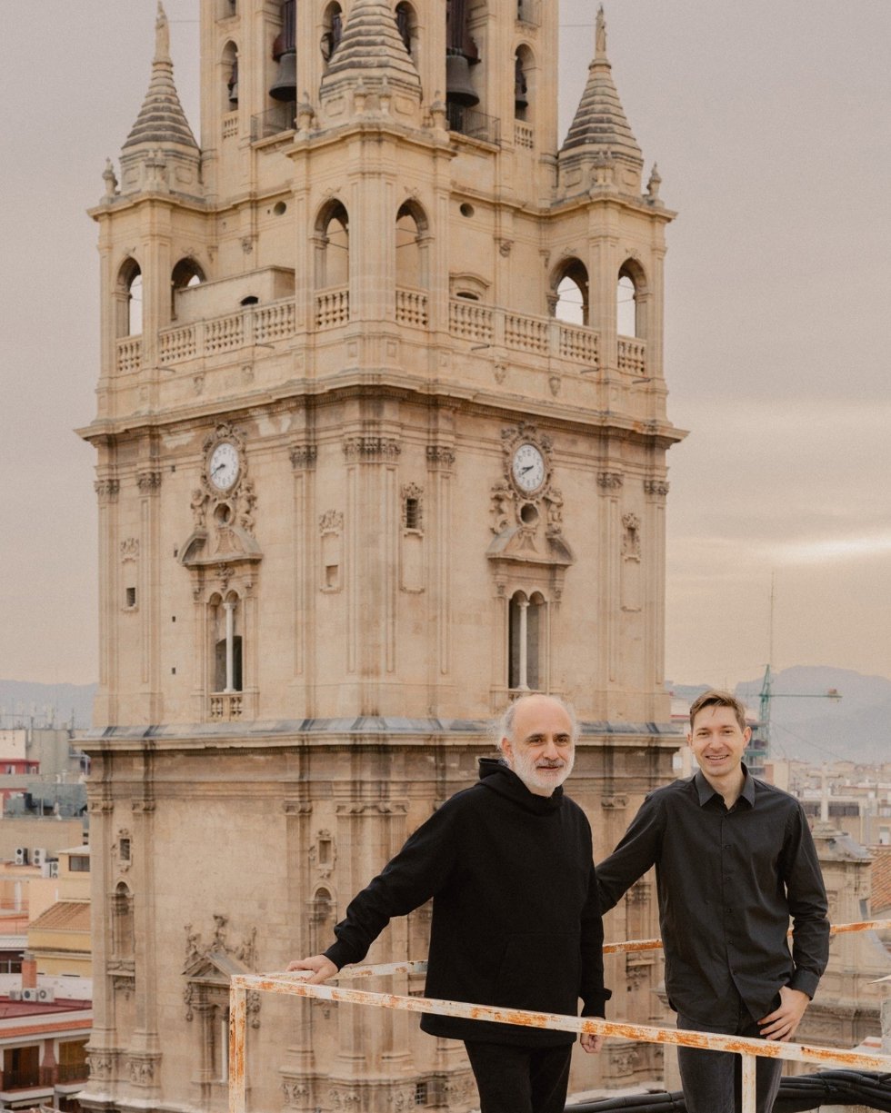 José Luis Ferrán y Yevheniy Kutsenko, investigadores involucrados en el estudio