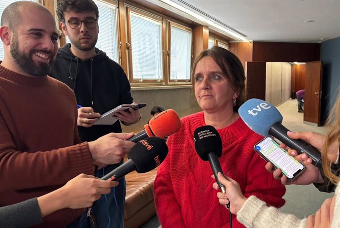 La concejal de BComú en el Ayuntamiento de Barcelona y coordinadora de los Comuns, Gemma Tarafa, en una atención a los medios