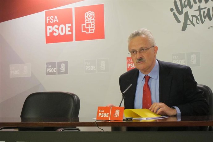Archivo - Antonio Trevín, diputado nacional del PSOE. 