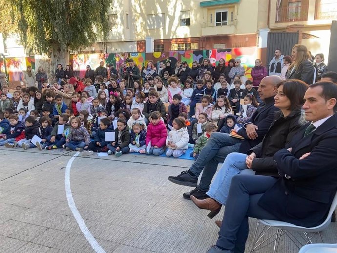 Acto en el colegio Jesús María con motivo de la concesión de la Bandera Verde.
