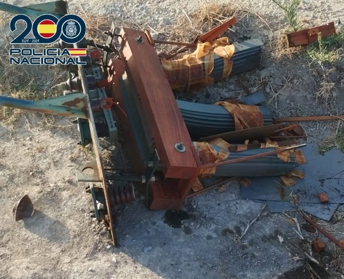 Tres detenidos por una docena de robos de bobinas de cable de cobre en fincas de Antequera.