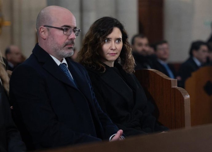 Archivo - El delegado del Gobierno en la Comunidad de Madrid, Francisco Martín, y la presidenta de la Comunidad de Madrid, Isabel Díaz Ayuso, durante el funeral por el vigésimo aniversario del 11-M, en la Catedral de la Almudena, a 11 de marzo de 2024, en