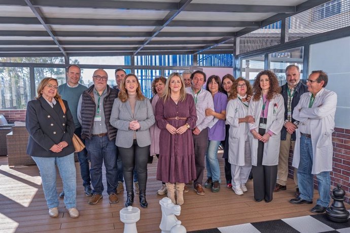 Visita a las nuevas terrazas para pacientes de salud mental