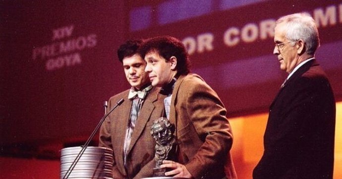 Los hermanos Lagares recibiendo el Premio Goya al Mejor Cortometraje de Animación en 2000.