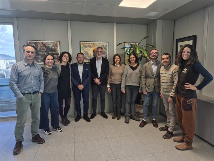 Reunión de trabajo para promover menús saludables en los colegios de Baleares.