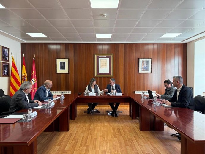 Encuentro en el marco de la visita del conseller de Empresa y Trabajo de la Generalitat, Miquel Sàmper