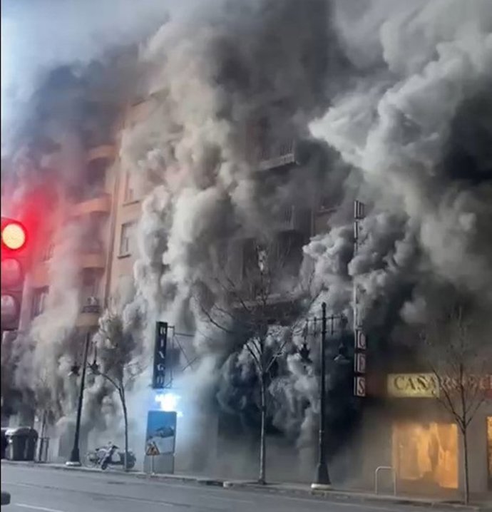 Incendio en un bingo en el centro de València