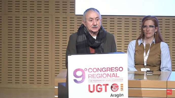 El lider de UGT, Pepe Álvarez, en la clausura del IX Congreso Regional de UGT Aragón