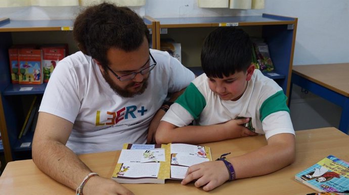 El plan LEER+ de la Fundación José Manuel Lara apoya la comprensión lectora de los escolares