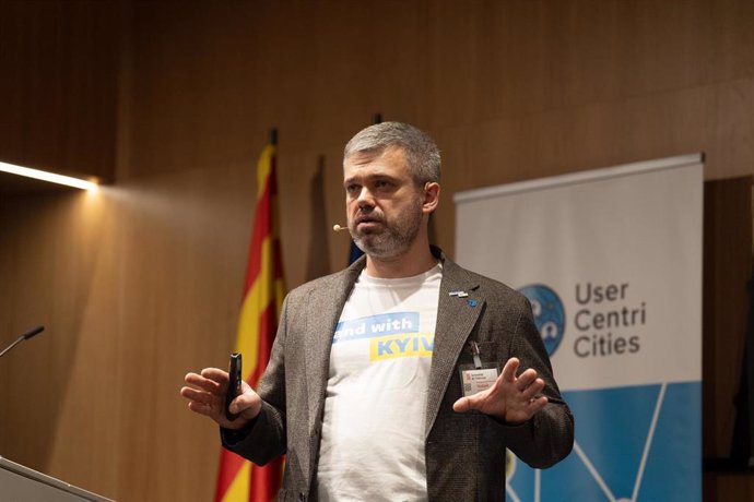 Archivo - Imagen de archivo del teniente de alcalde de Kiev (Ucrania), Petro Olenych, durante una visita a Catalunya, España