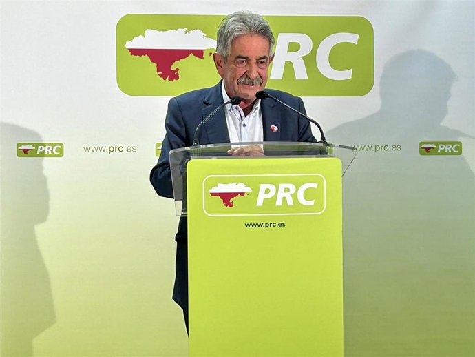 Archivo - El secretario general del PRC, Miguel Ángel Revilla.-ARCHIVO