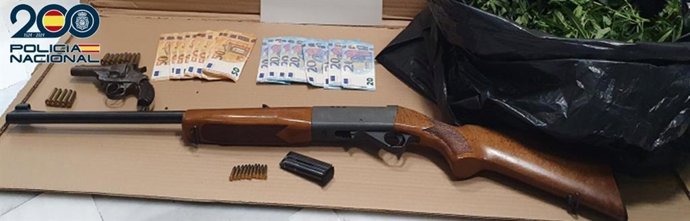 Policía Nacional y Endesa actúan contra la defraudación del fluido eléctrico en el distrito Norte de Granada