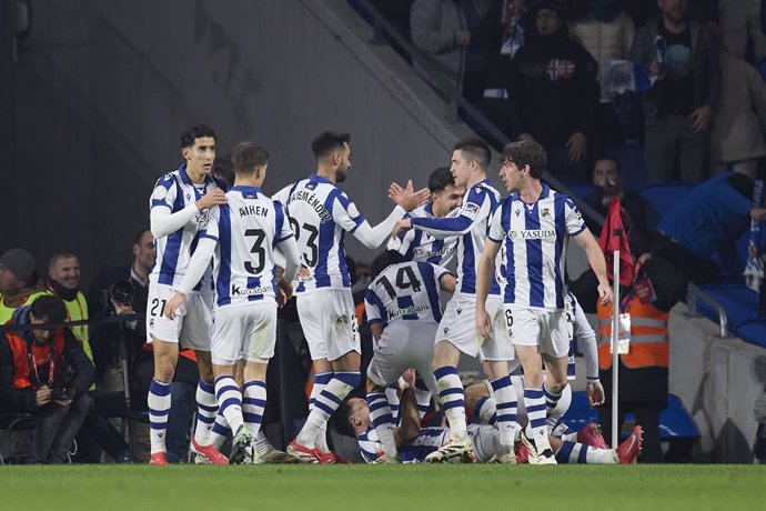 Ander Barrenetxea of Real Sociedad celebrates after scoring goal during the Copa del Rey match between Real Sociedad and CA Osasuna at Reale Arena on February 6, 2025, in San Sebastian, Spain.