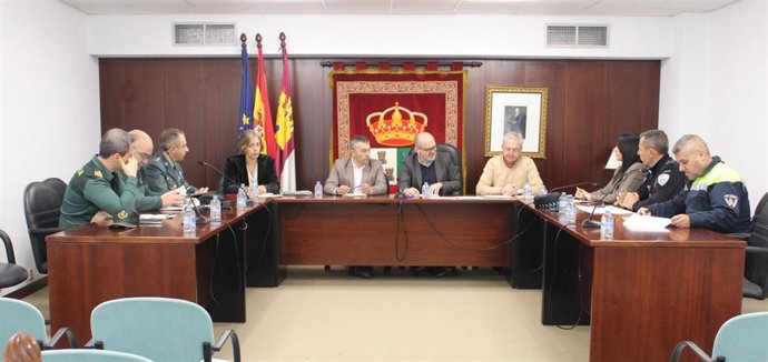 Firma de adhesión del municipio al sistema VioGen.