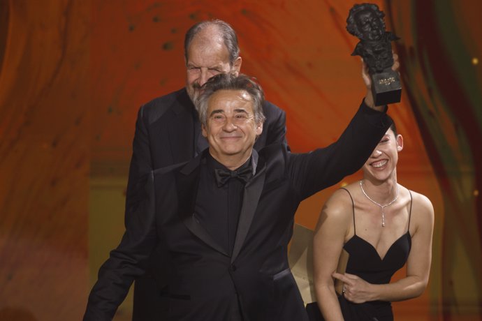 El actor Eduard Fernández tras ganar el Goya a Mejor actor protagonista  