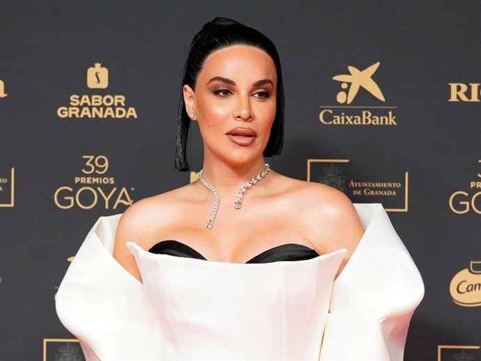 La actriz Jedet posa en la alfombra roja de la 39º edición de los Premios Goya, en el Palacio de Exposiciones y Congresos de Granada, a 8 de febrero de 2025, en Granada, Andalucía (España).