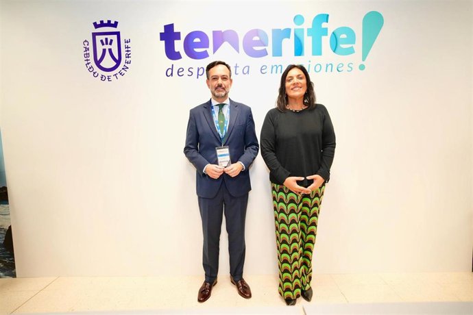El vicepresidente del Cabildo, Lope Afonso, y la consejera delegada de Turismo de Tenerife, Dimple Melwani