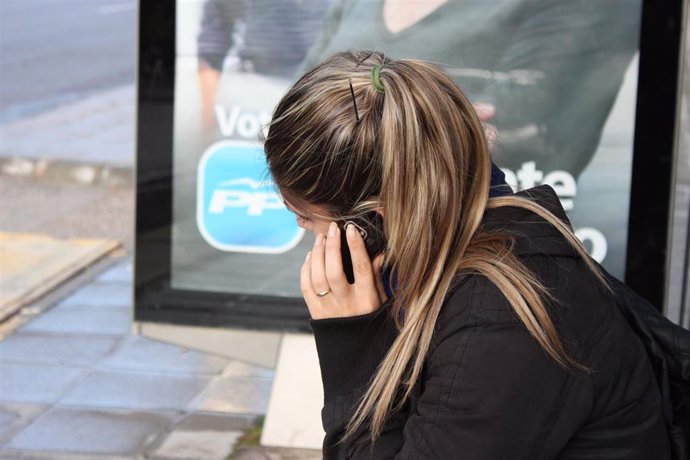 Archivo - La Lista Stop Publicidad añade WhasApp