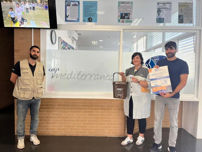 Alicante lanza una app y distribuye más de 13.000 tarjetas para el contenedor marrón de residuos orgánicos