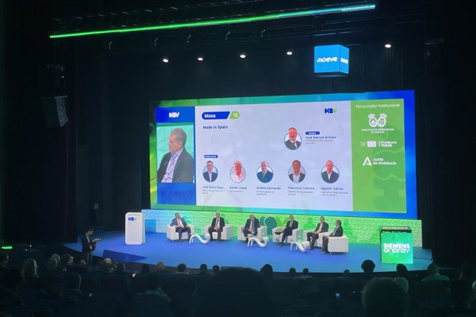 Una delegación del Port de Tarragona participa en un congreso sobre el hidrógeno verde en Huelva