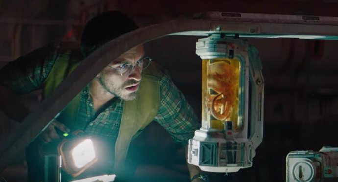 Tráiler de Jurassic World: El renacer en la Super Bowl con una horda de dinosaurios mutantes