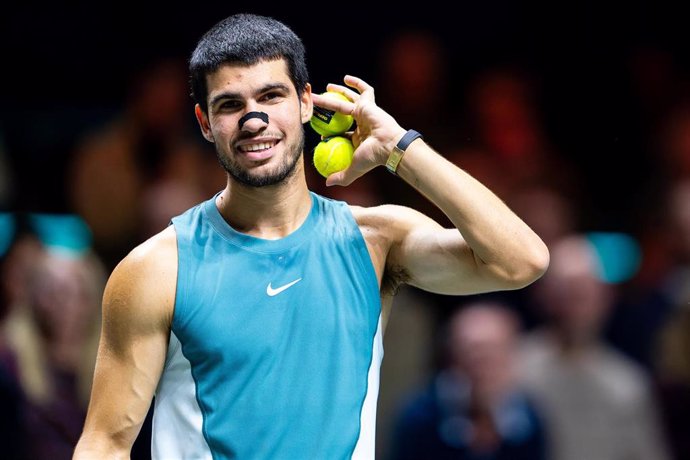El tenista español Carlos Alcaraz durant el torneo de Róterdam.