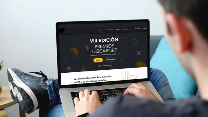 Fundación ONCE convoca la VIII edición de los Premios Discapnet a las tecnologías accesibles con una dotación económica