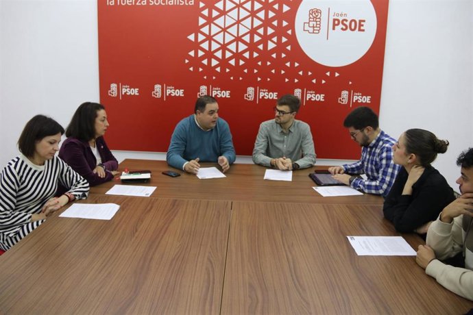 Reunión del PSOE con la Asociación de Alumnos del Conservatorio Superior de Música de Jaén
