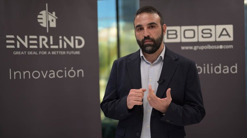 Grupo IBosa y Enerlind se alían para llevar la fotovoltaica también a pisos a tr