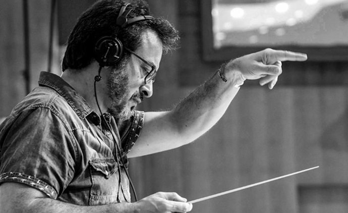 El compositor Roque Baños comparteix en el Centre del Carme les seues claus per a la música de cinema