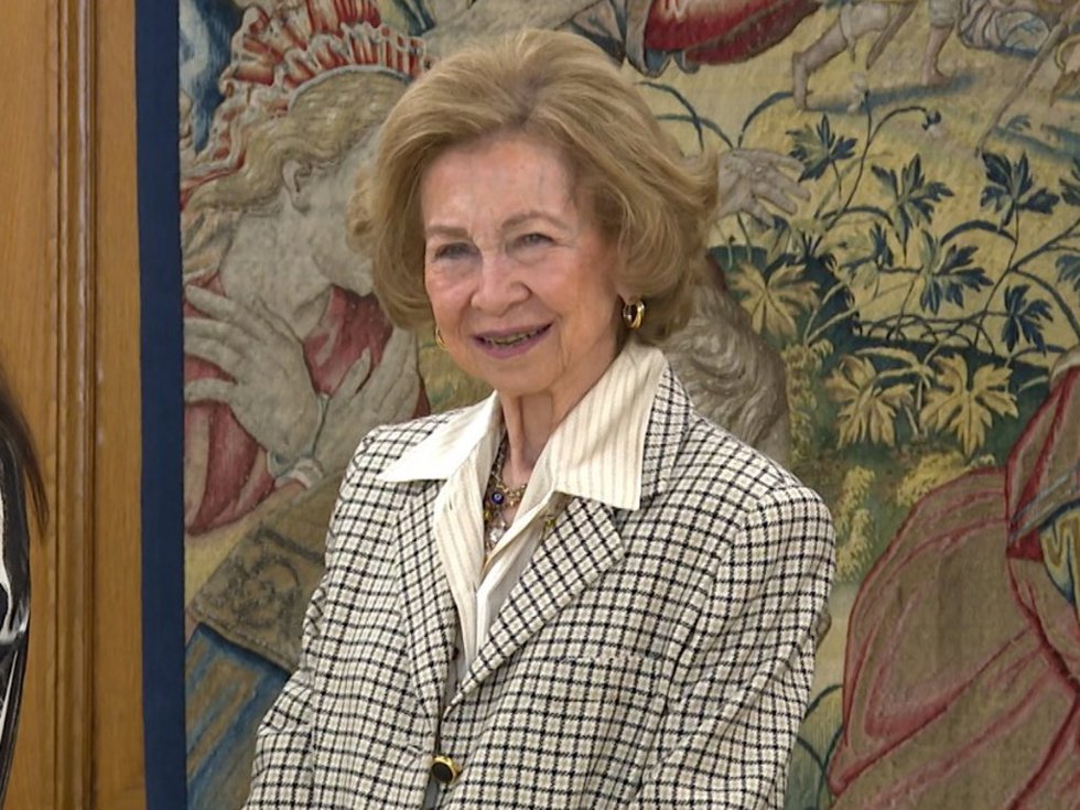 La Reina Sofía ha retomado sus compromisos oficiales en el Palacio de La Zarzuela