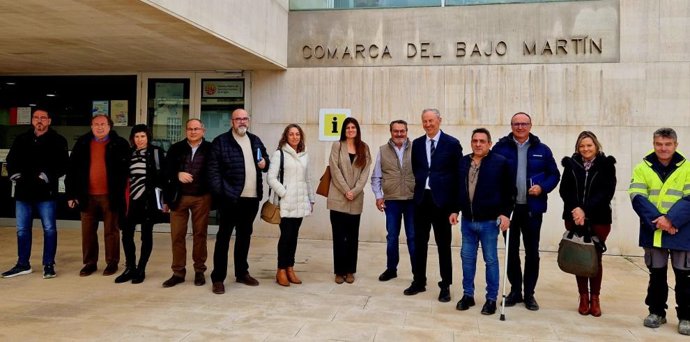 Participantes en la reunión mantenida en la sede de la comarca del Bajo Martín.
