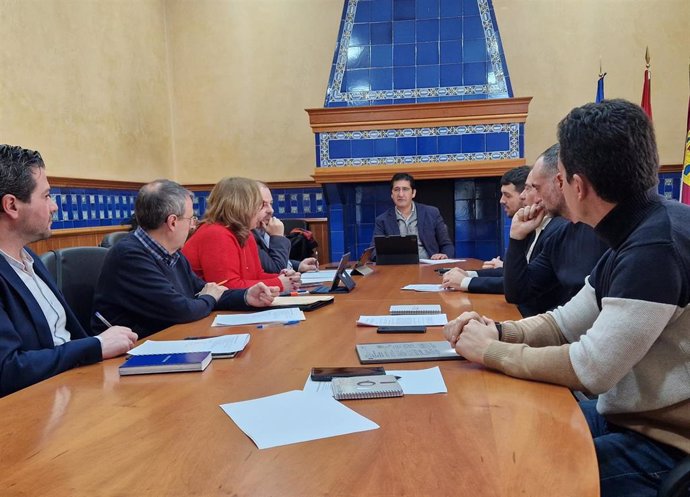 El vicepresidente segundo del Gobierno de C-LM, José Manuel Caballero, en la reunión para la preparación de la exposición sobre los 50 años de la transición.