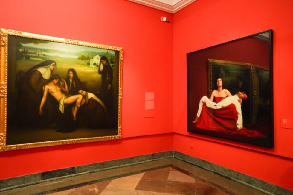 Archivo - Exposición 'Romero de Torres, pintor de la modernidad. Diálogo con la Colección Telefónica'