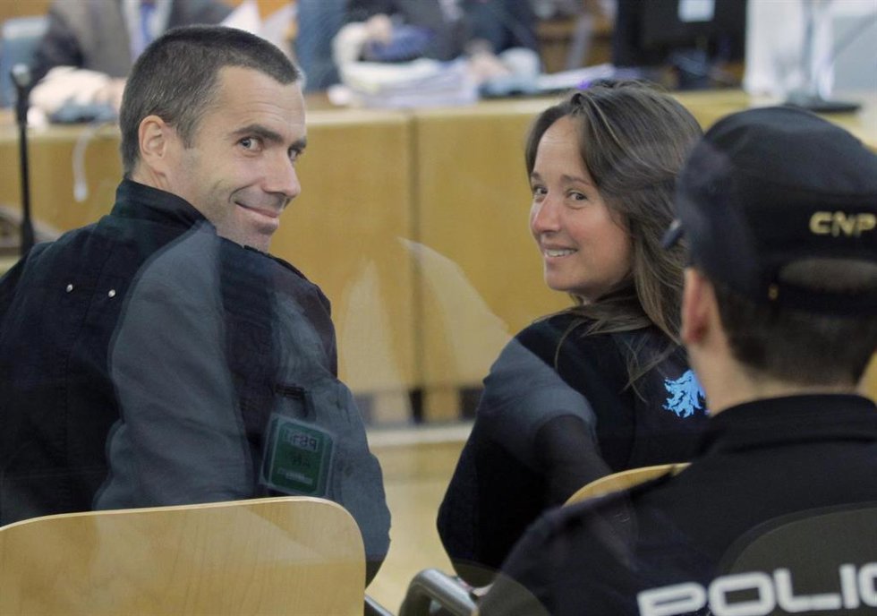 Archivo - Los exmiembros de ETA Ibon Fernández Iradi, alias "Susper", y Ainhoa García Montero en una imagen de archivo. 