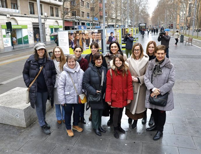 La campaña "Soy Científica. Vivo en tu barrio" de la UZ se instala en Gran Vía durante un mes