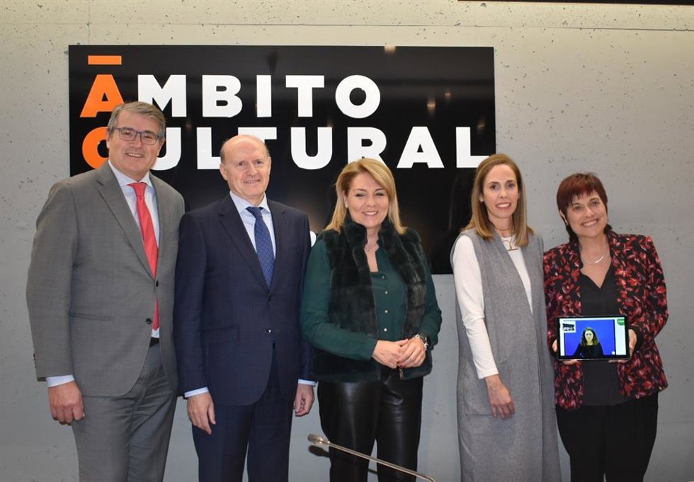 El Corte Inglés facilita la accesibilidad de las personas sordas con un servicio de videointerpretación en lengua de signos