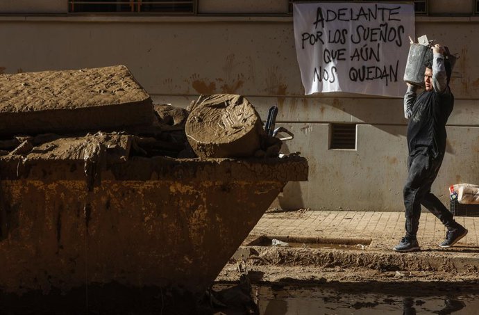 Archivo - Arxiu - Catarroja 40 dies després de la dana