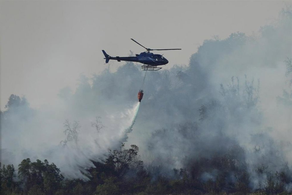 Archivo - Imagen de archivo de incendios forestales en Chile