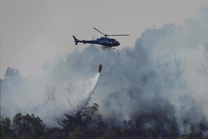 Archivo - Imagen de archivo de incendios forestales en Chile