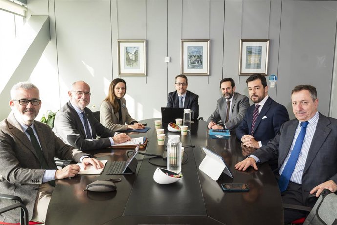 Las secretarías de Acción Exterior de los gobiernos vasco y catalán, reunidas este lunes en Bilbao